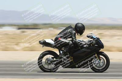 media/May-25-2025-TrackXperience (Sun) [[393a69de75]]/Level 1/Session 5 (Speed Pans)/